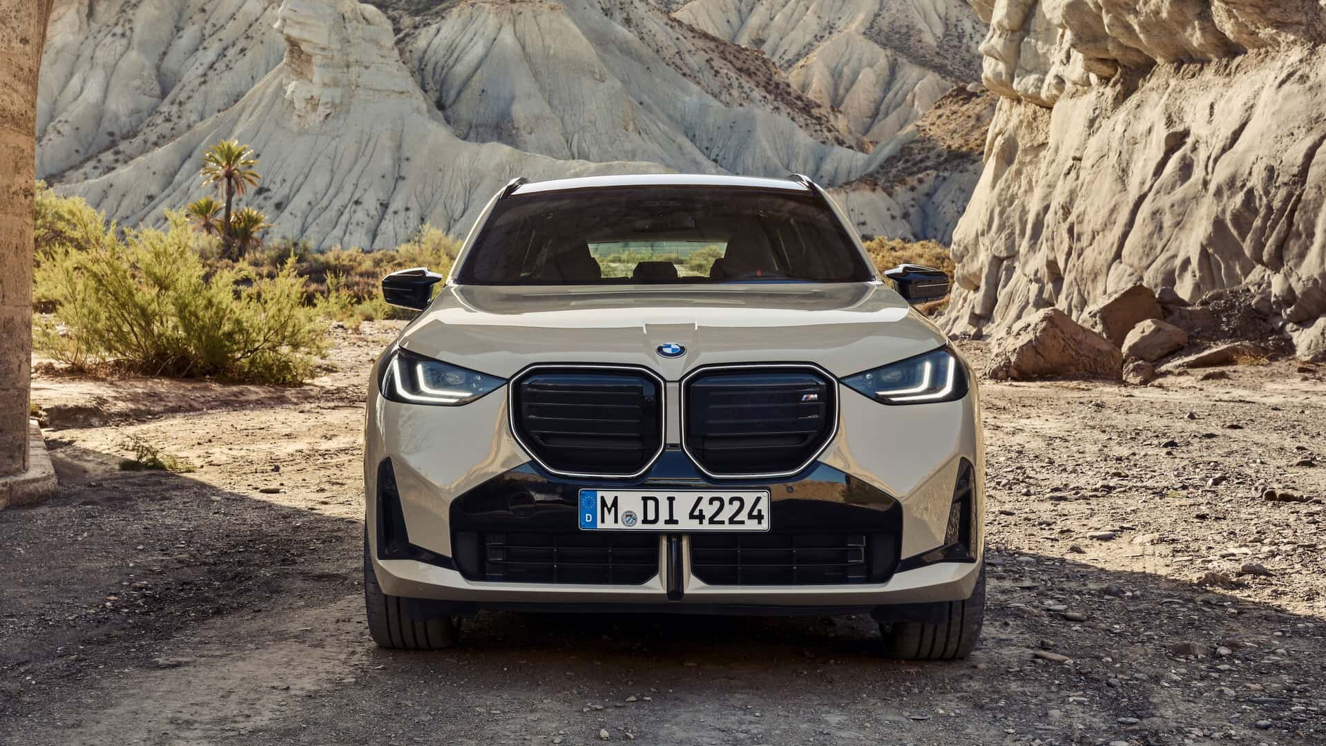 BMW X3 в новом поколении получил экстравагантный экстерьер