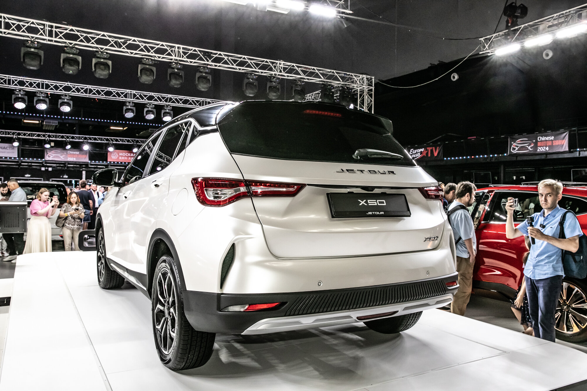 BYD за 18 млн, Jetour X50 на ручке – за 2 млн и нелегальный Tank: как прошла Chinese Motor Show 2024?