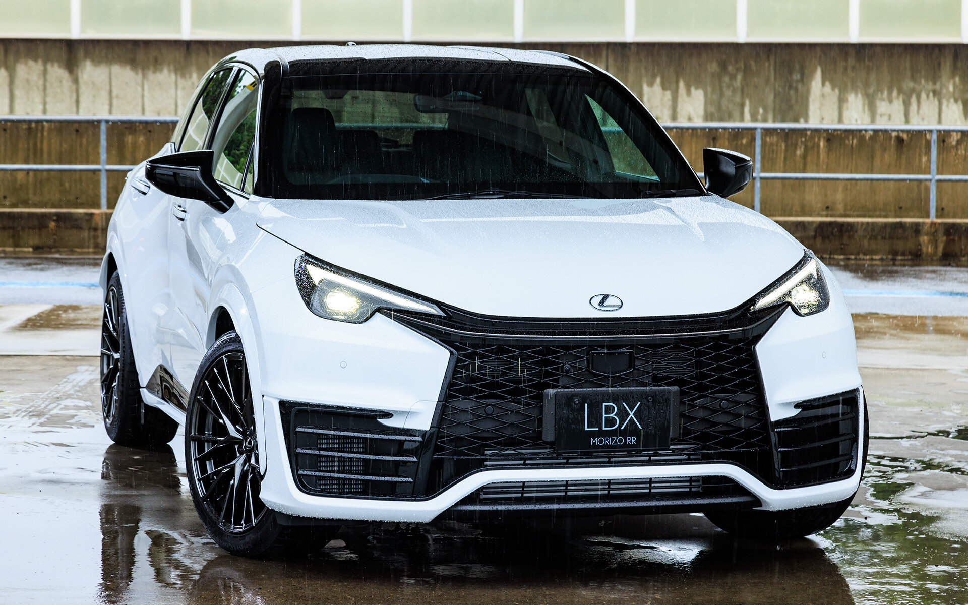 Lexus LBX получил спортивную модификацию