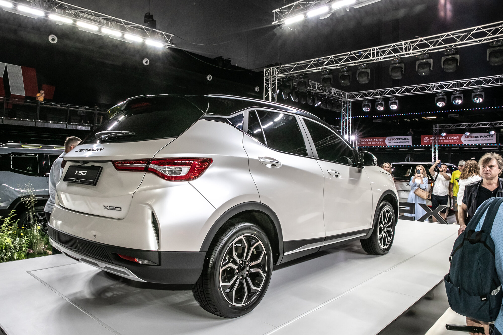 BYD за 18 млн, Jetour X50 на ручке – за 2 млн и нелегальный Tank: как прошла Chinese Motor Show 2024?