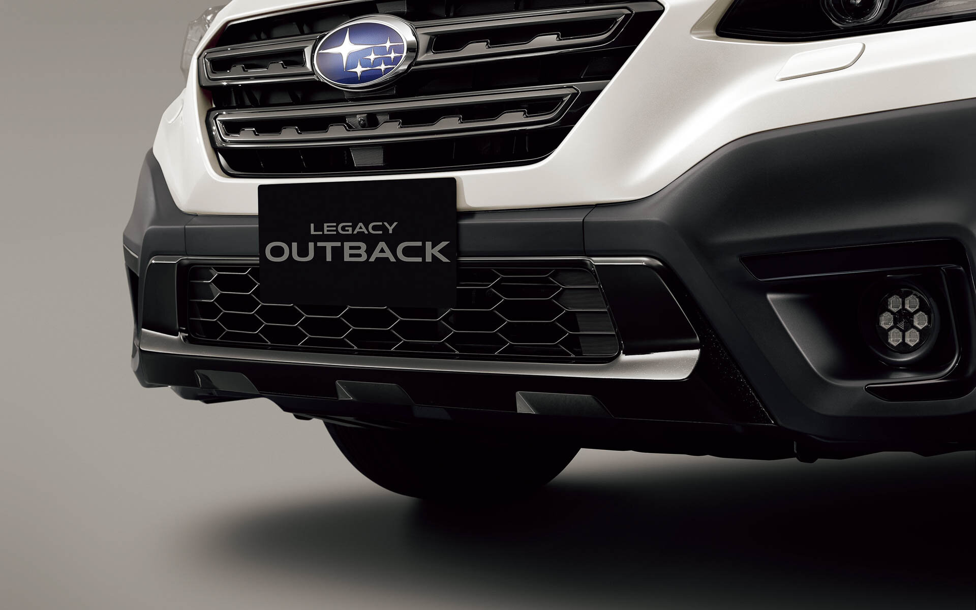 Subaru выпустила прощальный Legacy Outback для Японии