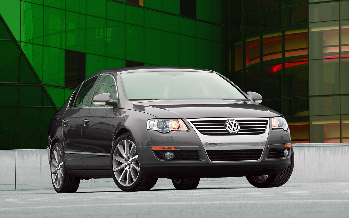 Volkswagen Passat B6 (2005 год)