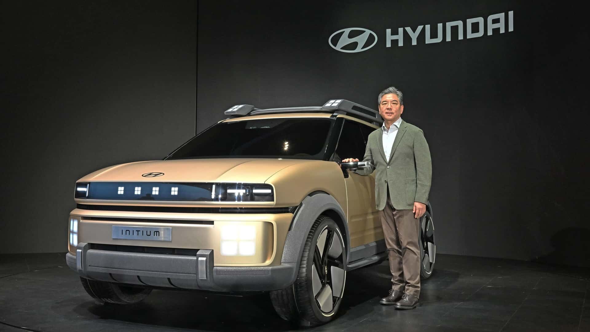 Hyundai готовит стилизованный под DeLorean DMC-12 кроссовер