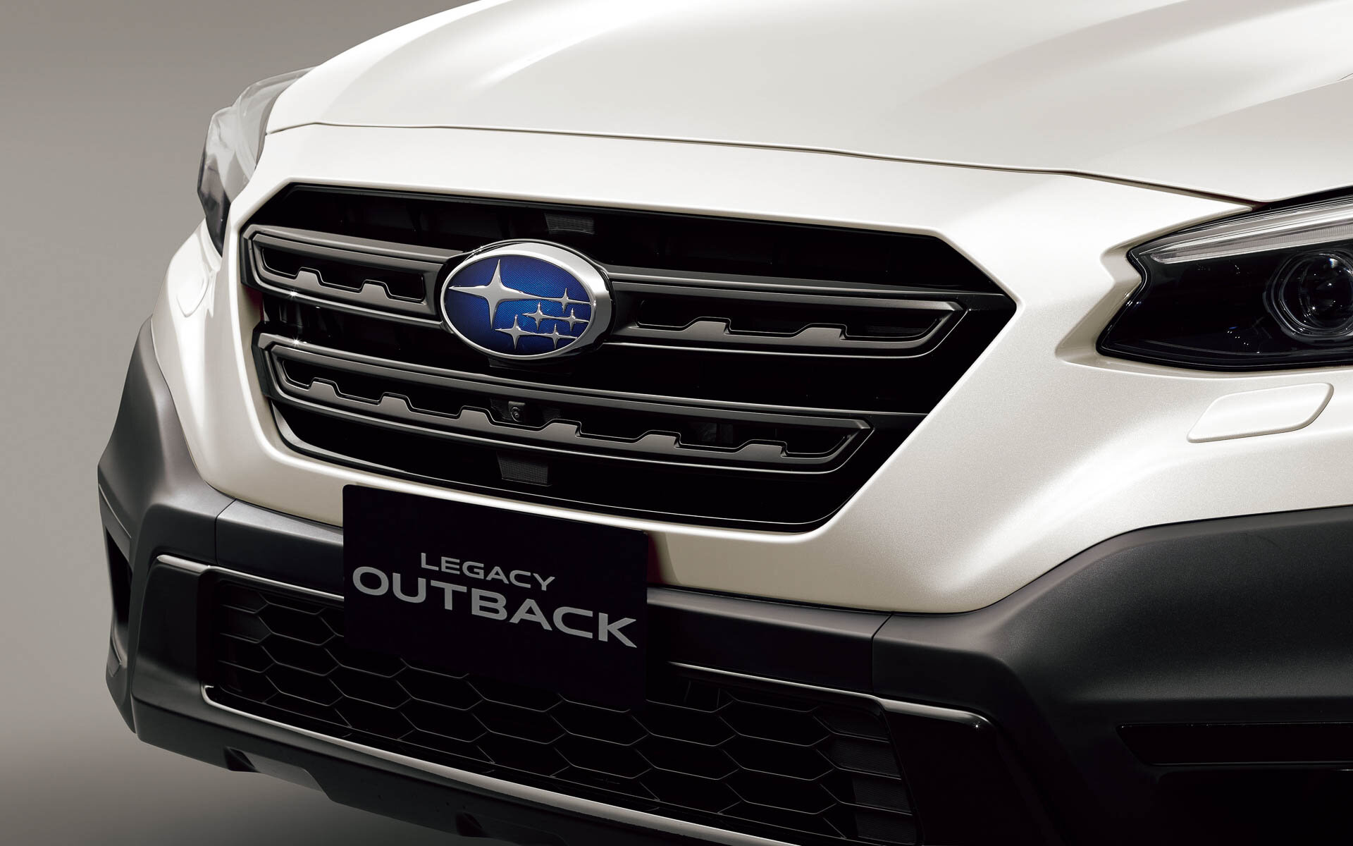 Subaru выпустила прощальный Legacy Outback для Японии